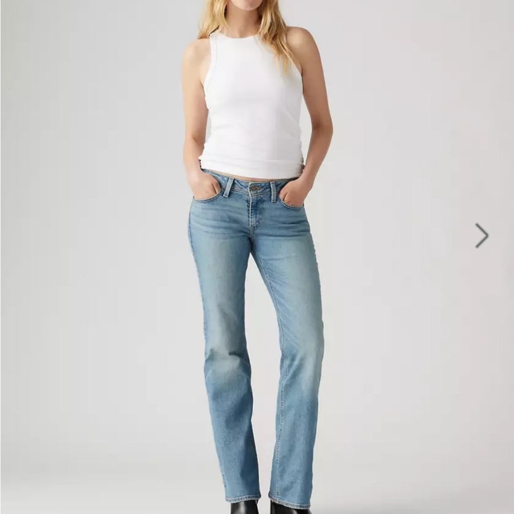 Levis super low bootcut Jeans medium wash